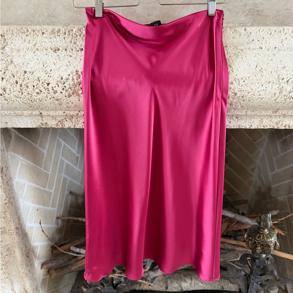 Club Monaco Fuchsia/Red Satin Midi Skirt